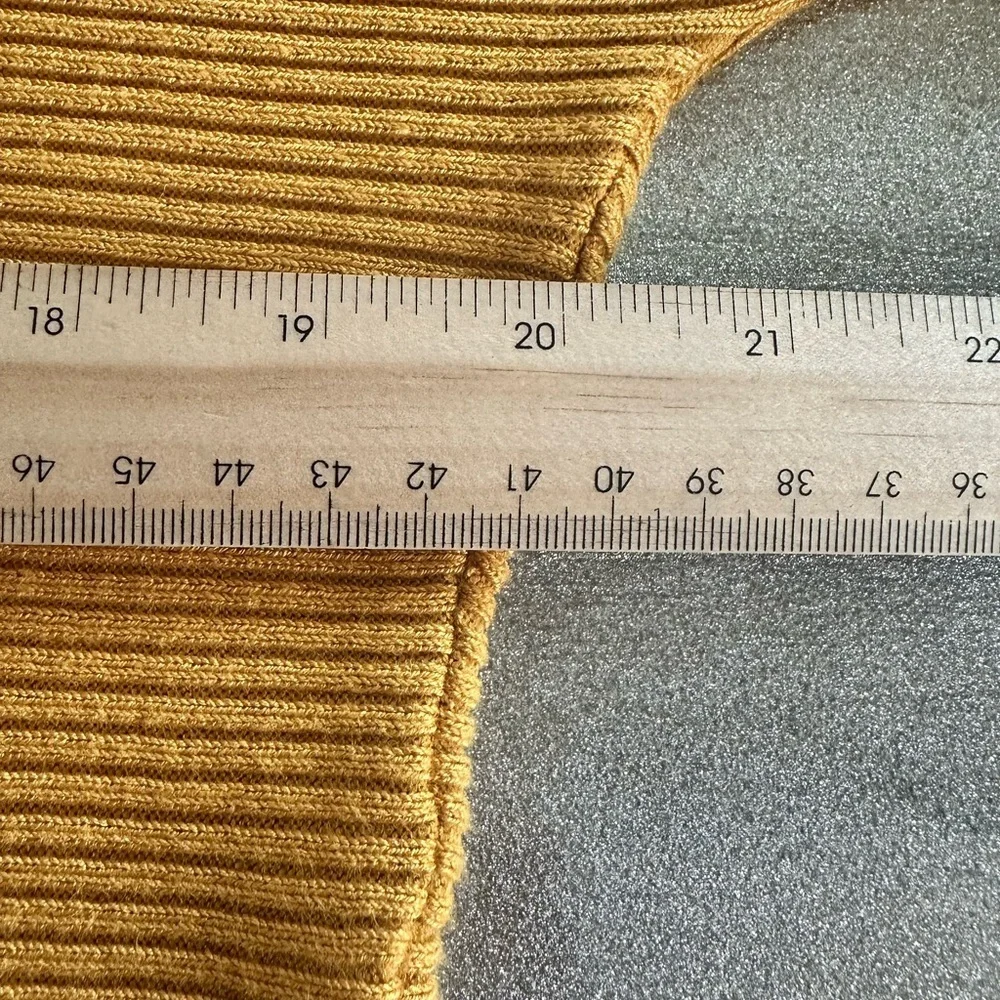 Tribekka 44 Mustard Ribbed V-Neck Sweater Lace-Up Sleeve Detail Size L(1243) - Picture 11 of 14